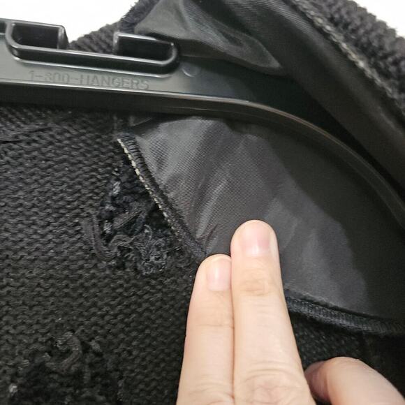 VTG 90s BEREK 2 Womens Black Chenille Tiger Beaded Knit Cardigan Sweater Medium - Picture 5 of 6